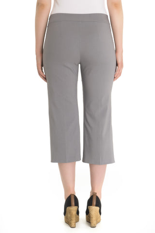 Zenalla "Comfort Fit" Capri With Button Detail