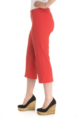 Zenalla "Comfort Fit" Capri With Button Detail